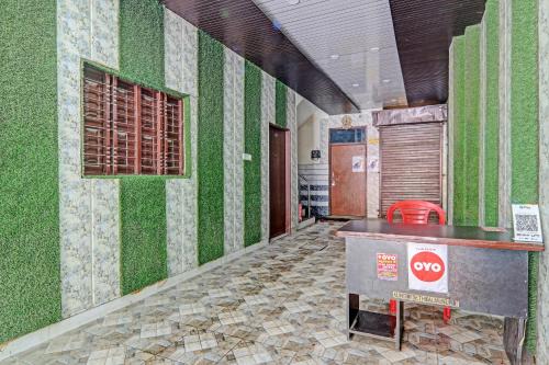 A K Hotel