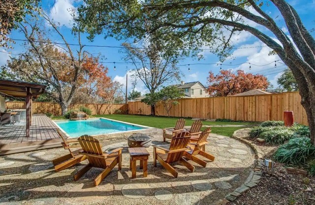 A+ Location w/Lux Pool, 3 Kings | Fire Pit