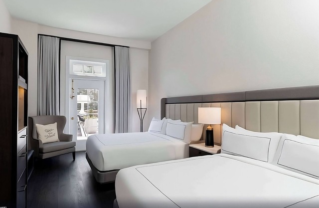 A Place You'll Surely Enjoy! Outdoor Swimming Pool, Pet-friendly Property!