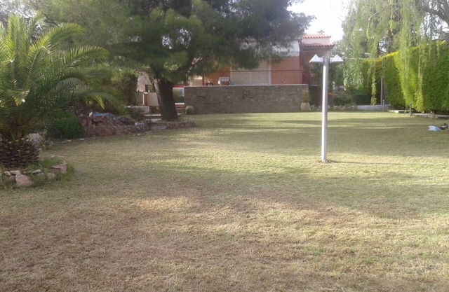 Α quiet place especialy for families only 10mnt walking from nightlife andbeach