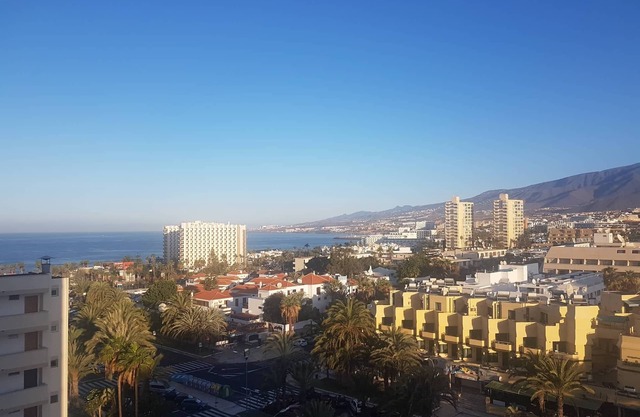 A Recently Modernised 1- Bedroom apartment with sea view