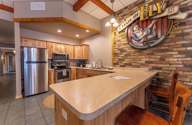 A Taste of Ely 4 BR Apartment, with Sauna