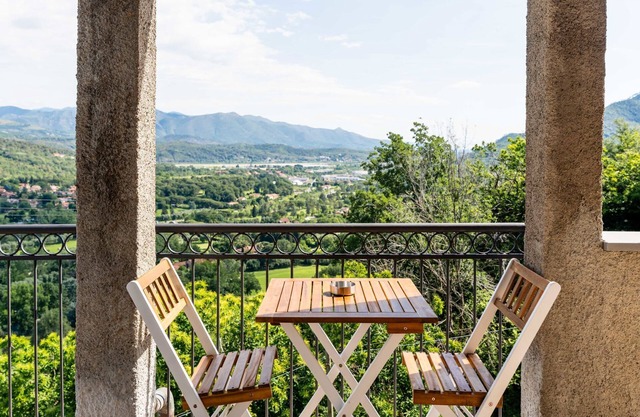 A Tenaia by Interhome