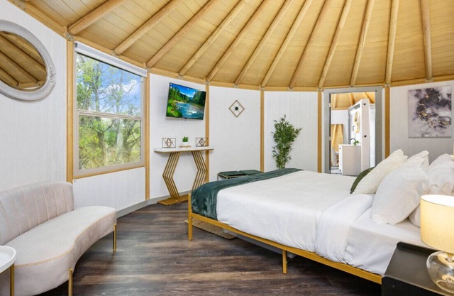 A Unique Texas Hill Country Glamping Experience