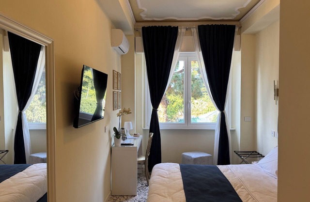 Ac Gold B&B-Deluxe Double/Double Room Single Beds