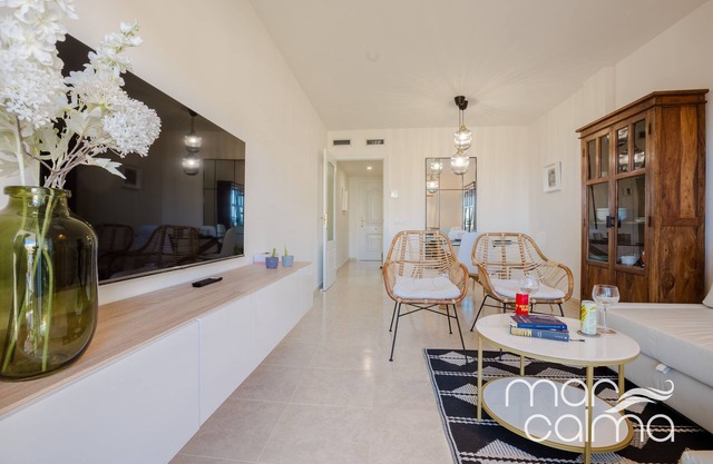 Acogedor Apartamento con Piscina a un Minuto de la Playa