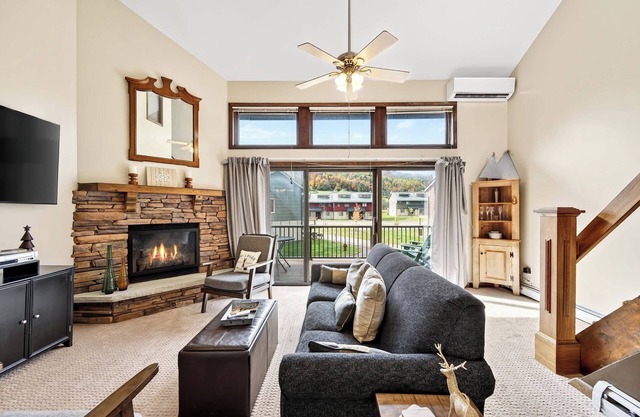 Across from Holiday Valley, 2 King Beds, AC