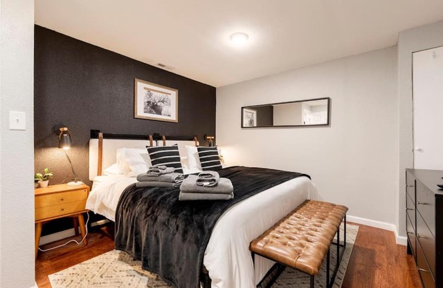 Adorable 2-Bedroom Modern Basement