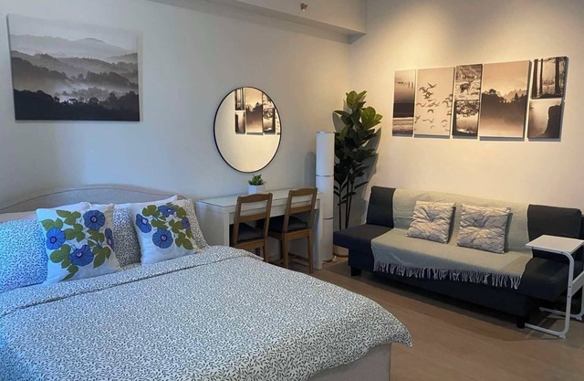 Adorable condo with AC in City of Santa Rosa