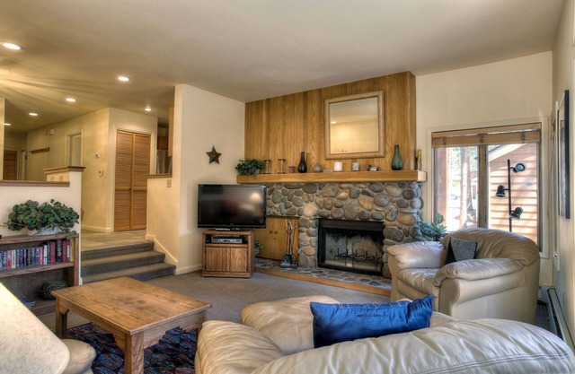 Adorable Condo close to Hyatt/Casino (MC232)