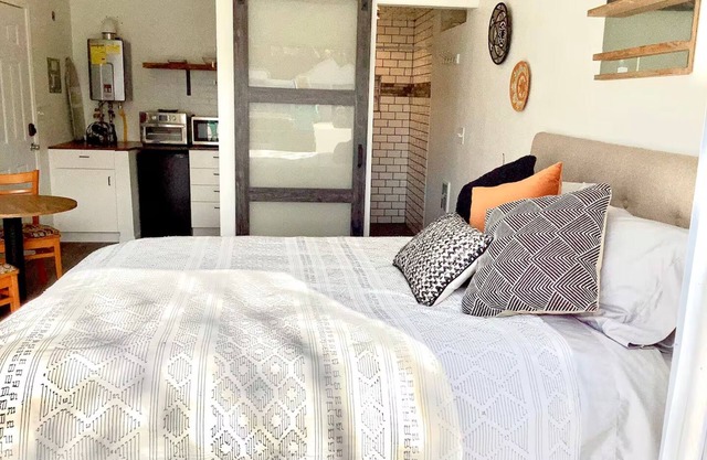 ★Adorable Tiny House near hospitals & breweries ★