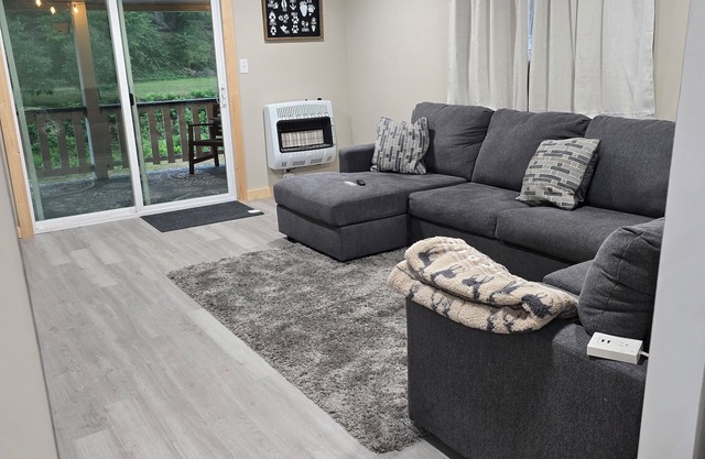 Adventure Awaits in a 2 Bedroom apartment in Logan WV. Hatfield McCoy or Hunting
