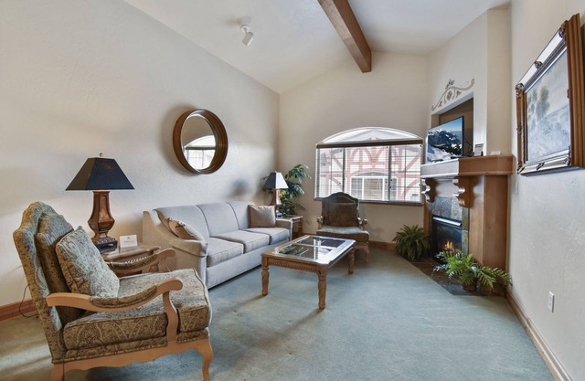 Adventure Hub~Ski Resorts, Backcountry & Park City 3068-1