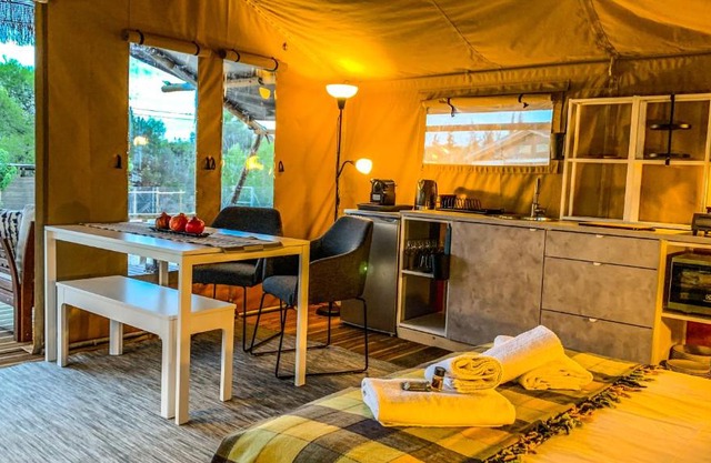 African Safari Canvas Lodge Tent Sea View