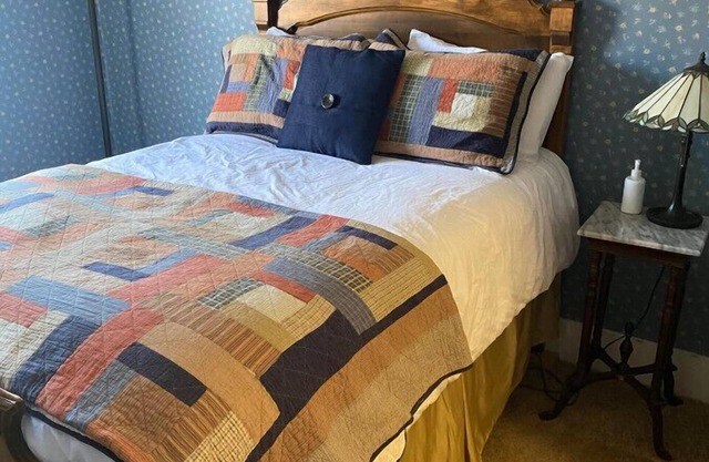 AH #24 · AH #24 Full w/Shower