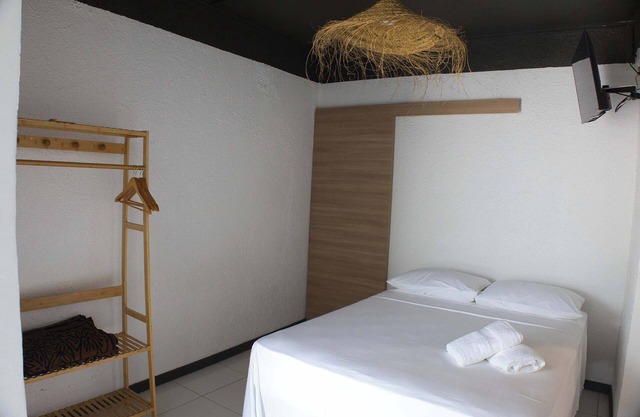 Airport Manini Lodge Studio 8