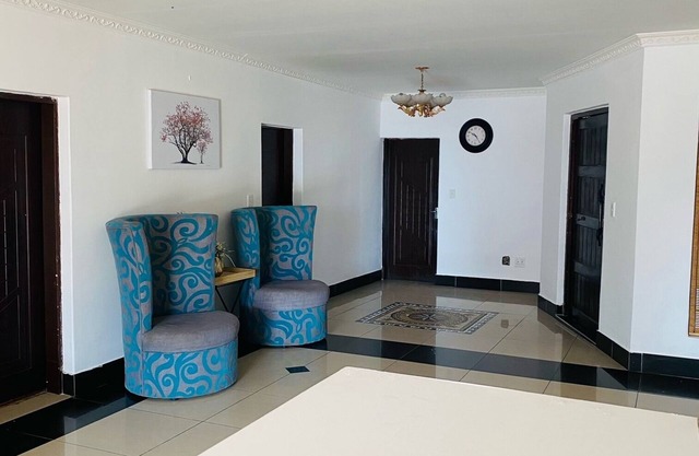Airport Royal Guest House