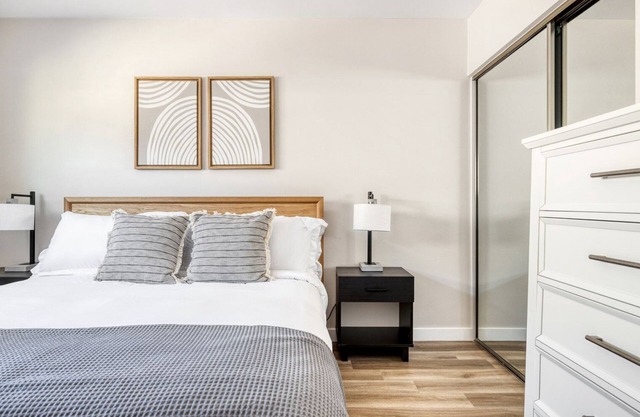 Airy El Segundo 2BR w/Lounge, Courtyard & W/D, near LAX, by Blueground
