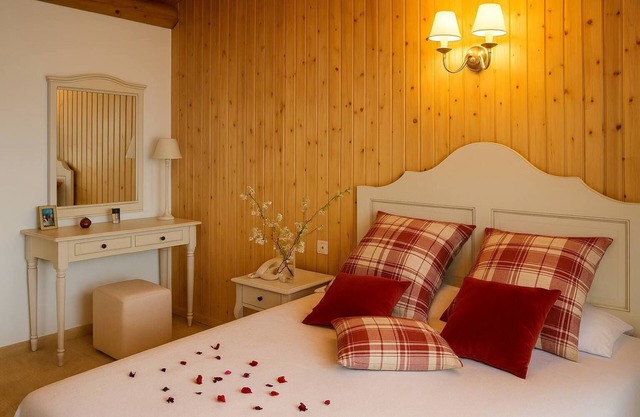 Aithra Boutique Hotel Comfy Double w/Lake View