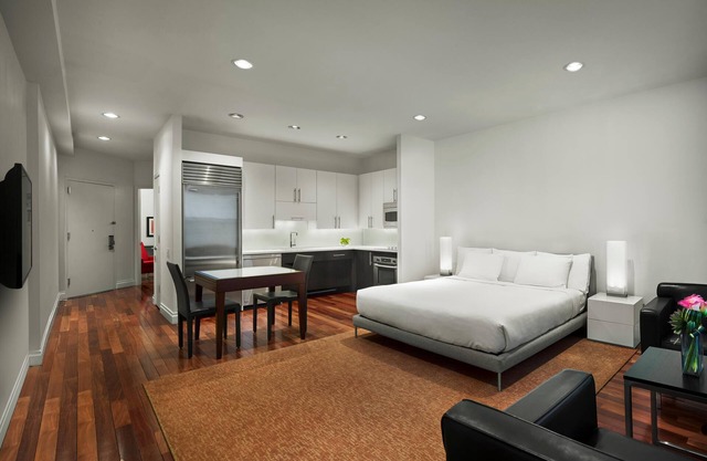 AKA Residences Luxurious Premium Studio w/Custom Furnishings, Den Space & WiFi