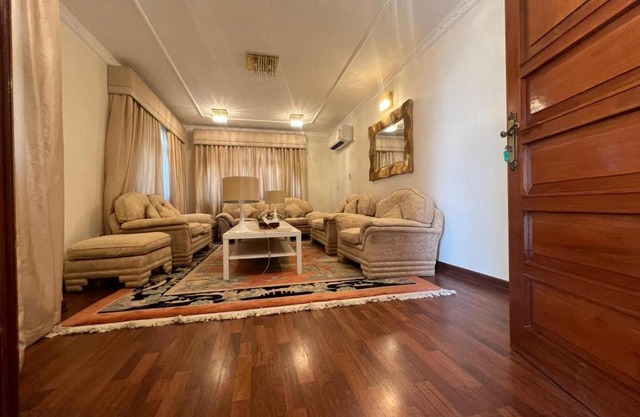 Al Chiraz House