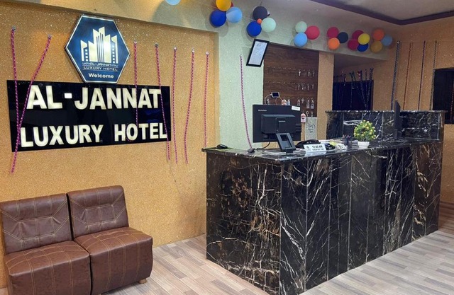 Al Jannat Luxury Hotel
