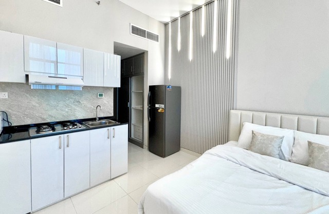 Al Manara PREMIUM LUX Studio