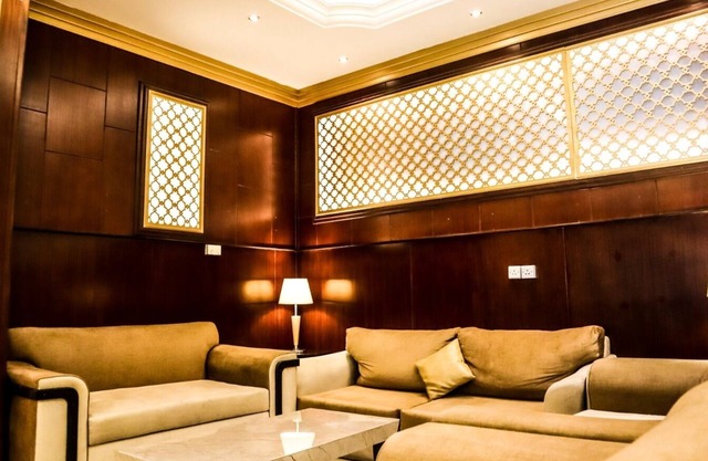 Al Mokhtara Golden Hotel