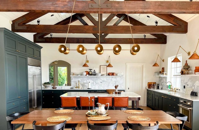 Alexander Valley Farmhouse - 4 bedroom, 4 baths luxury retreat