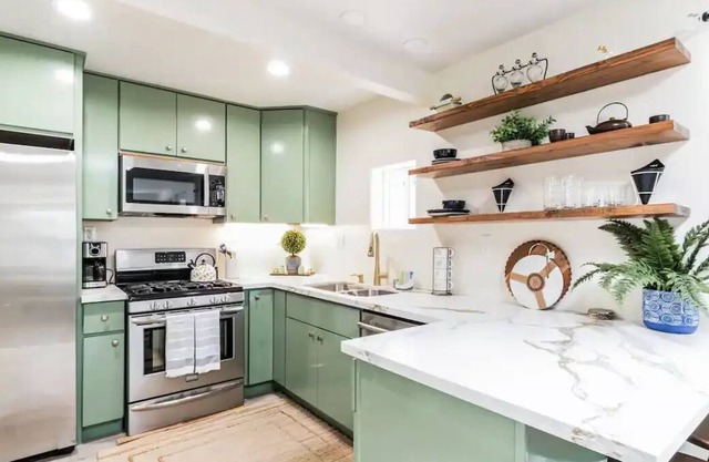 All-Inclusive 2-Bed ADU Near Magic Mountain