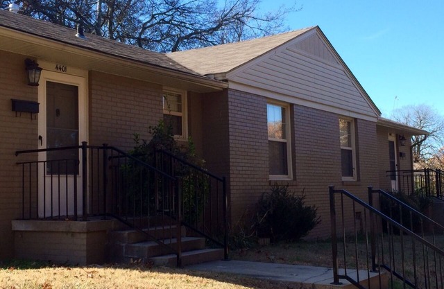 All Inclusive Furnished Duplex In Hillcrest.Close To Everything