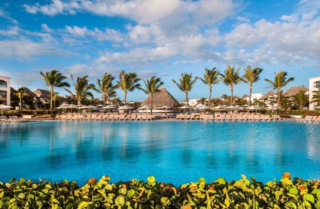 All-inclusive Resort Rock Suite w/2 BR, Hard Rock Hotel Punta Cana | 2 Units