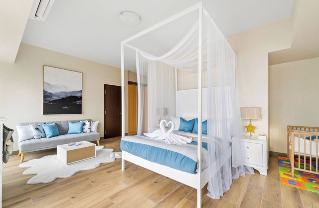 All Inclusive VIP Celeb 5 Star Resort Pool Spa Gym