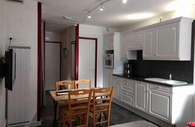 All-season apartment city center wi-fi 1* star 200m from gondolas