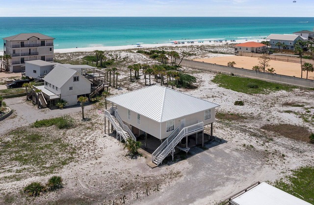 All Tide Up - Miramar Beach! Gulf Views! Steps to the Beach! Great Porch Space!
