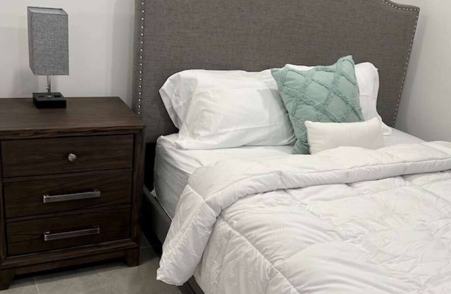 Allure Escapes Contemporary and Luxurious 3Bdrm/2Bath