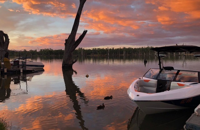 Allure Waters Bundalong - Own Private Jetty