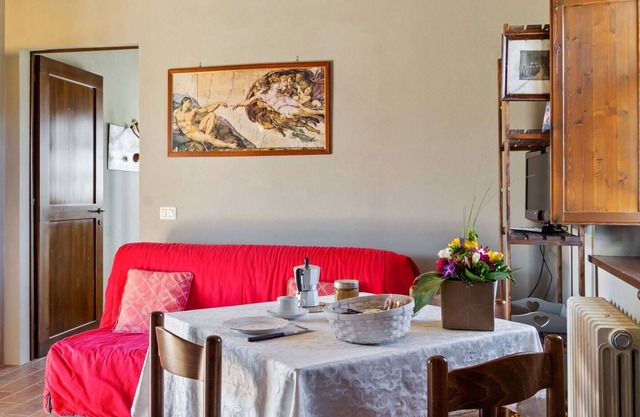 Alluring Cottage in Città della Pieve with Swimming Pool