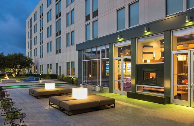 Aloft San Antonio Airport