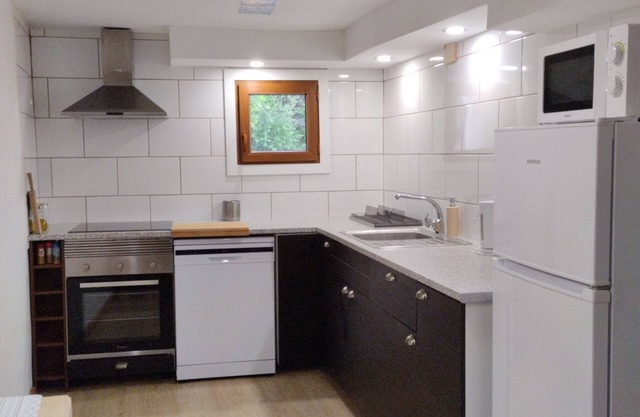 Alojamiento Rural en Cuenca, Para Descansar en Familia