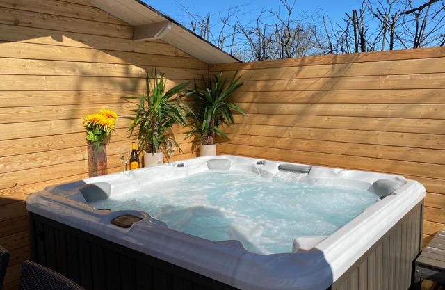 Alpenblick Nahe München mit Outdoor Whirlpool - 21 Min von München mit Zug