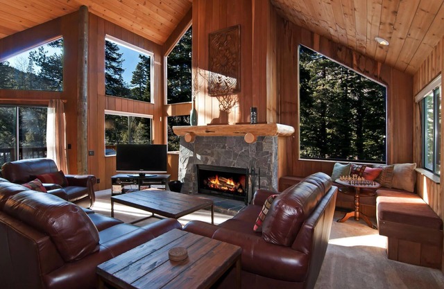 Alpine Darling By Tahoe Getaways - Hot Tub- Dog OK- Ski Shuttle