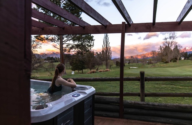 Alpine Springs Motel | Hot Tub | Unit 2