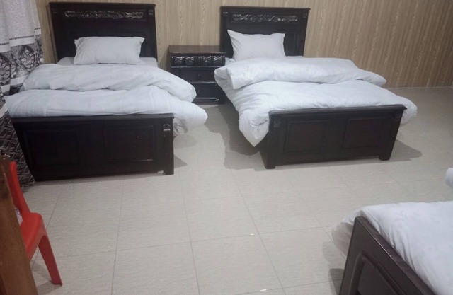 Alyan Continental Guest Hous