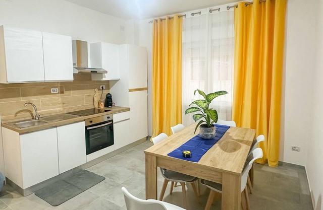 aMare Apartment, cozy accommodation a few steps from the sea