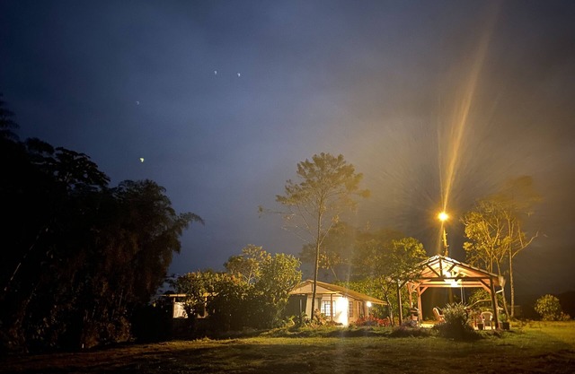 Amazing 2-bedroom cottage in Milpe cloud forest.