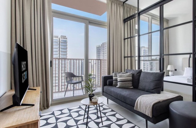 Amazing 1BR in Collective2, Dubai Hills