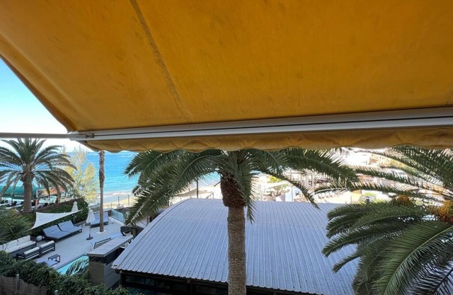 Amazing Apartment with Sea View & Wi-Fi