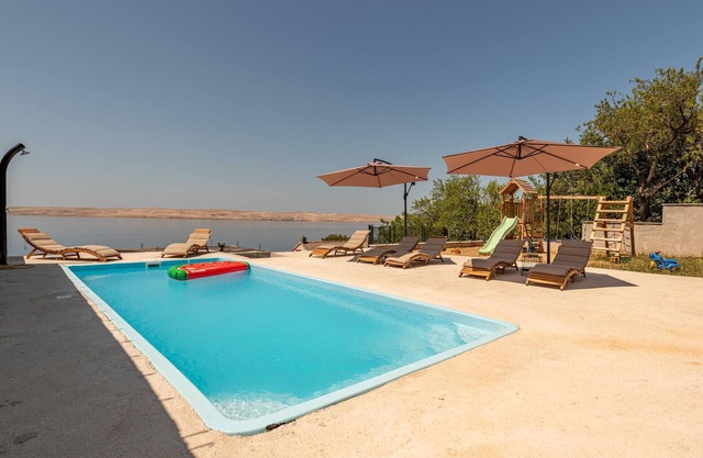 Amazing apartment in Baric Draga