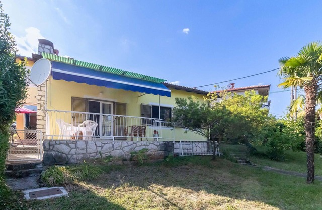 Amazing apartment in Ika with kitchen